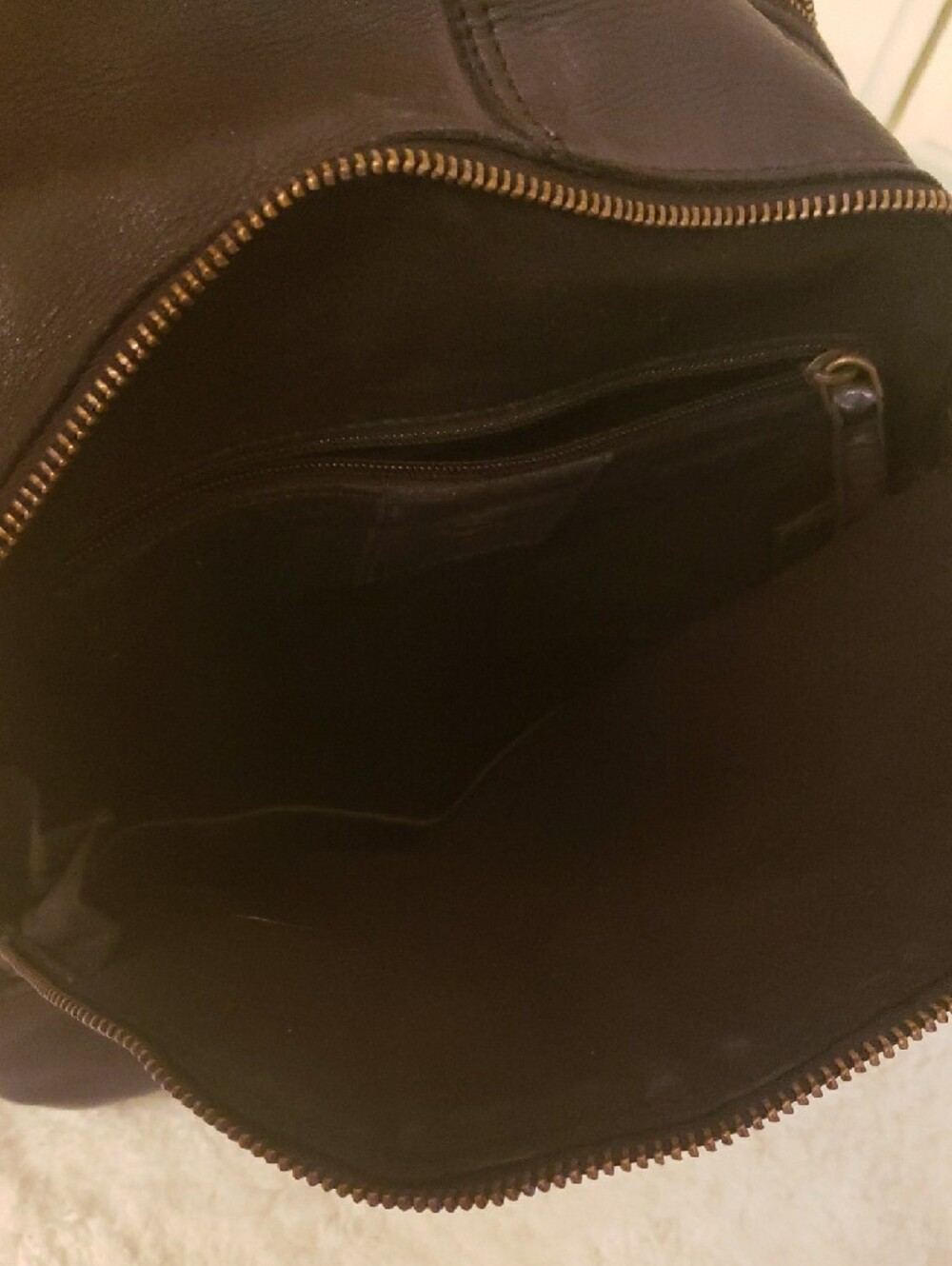 Classic Black Leather Women's Backpack - Unbranded - Picture 6 of 8